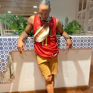 Meet your Posher, Brandon